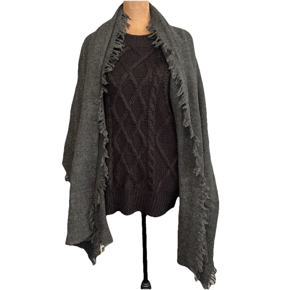 Wrap/Scarf 20%cashmere 80%wool Universal Threads OSFM  black/gray New